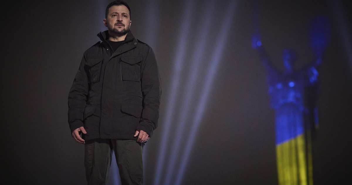 Robot militar ucrainean avansat în teren accidentat, operând alături de drone militare în capturarea pozițiilor inamice cu sisteme robotice militare. | sursa foto: Digi24 Robot militar ucrainean avansat în teren accidentat, operând alături de drone militare în capturarea pozițiilor inamice cu sisteme robotice militare. | sursa foto: Digi24