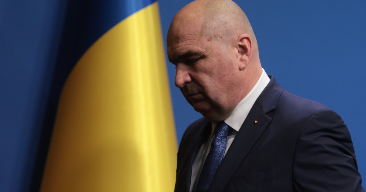 Deputatul PSD Mihai Fifor vorbind la microfon despre măsuri austeritate și impactul asupra coeziunii sociale și protecția pensionarilor | sursa foto: Digi24 Deputatul PSD Mihai Fifor vorbind la microfon despre măsuri austeritate și impactul asupra coeziunii sociale și protecția pensionarilor | sursa foto: Digi24