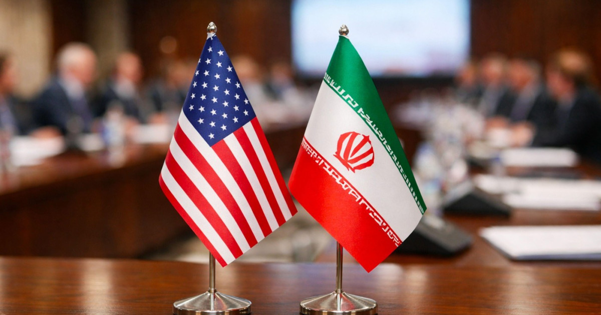 Delegatul american și ministrul iranian de Externe discută la masa negocierilor nucleare SUA Iran, în contextul tensiunilor din Orientul Mijlociu și programului nuclear Iran. | sursa foto: Digi24 Delegatul american și ministrul iranian de Externe discută la masa negocierilor nucleare SUA Iran, în contextul tensiunilor din Orientul Mijlociu și programului nuclear Iran. | sursa foto: Digi24