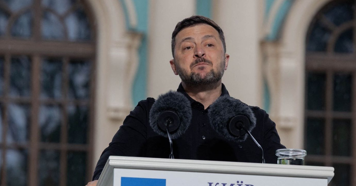 Denys Shmyhal, ministrul Energiei și fost prim-ministru, discutând strategii în ședința guvernului Ucraina pentru viitoarea conducere. | sursa foto: Digi24 Denys Shmyhal, ministrul Energiei și fost prim-ministru, discutând strategii în ședința guvernului Ucraina pentru viitoarea conducere. | sursa foto: Digi24
