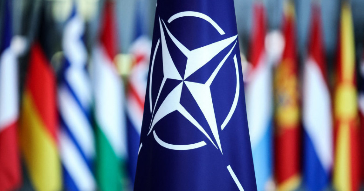Amiralul Giuseppe Cavo Dragone prezidând reuniunea Comitetului Militar NATO la Copenhaga, discutând sprijin militar Ucraina după summit NATO Ankara. | sursa foto: Digi24 Amiralul Giuseppe Cavo Dragone prezidând reuniunea Comitetului Militar NATO la Copenhaga, discutând sprijin militar Ucraina după summit NATO Ankara. | sursa foto: Digi24