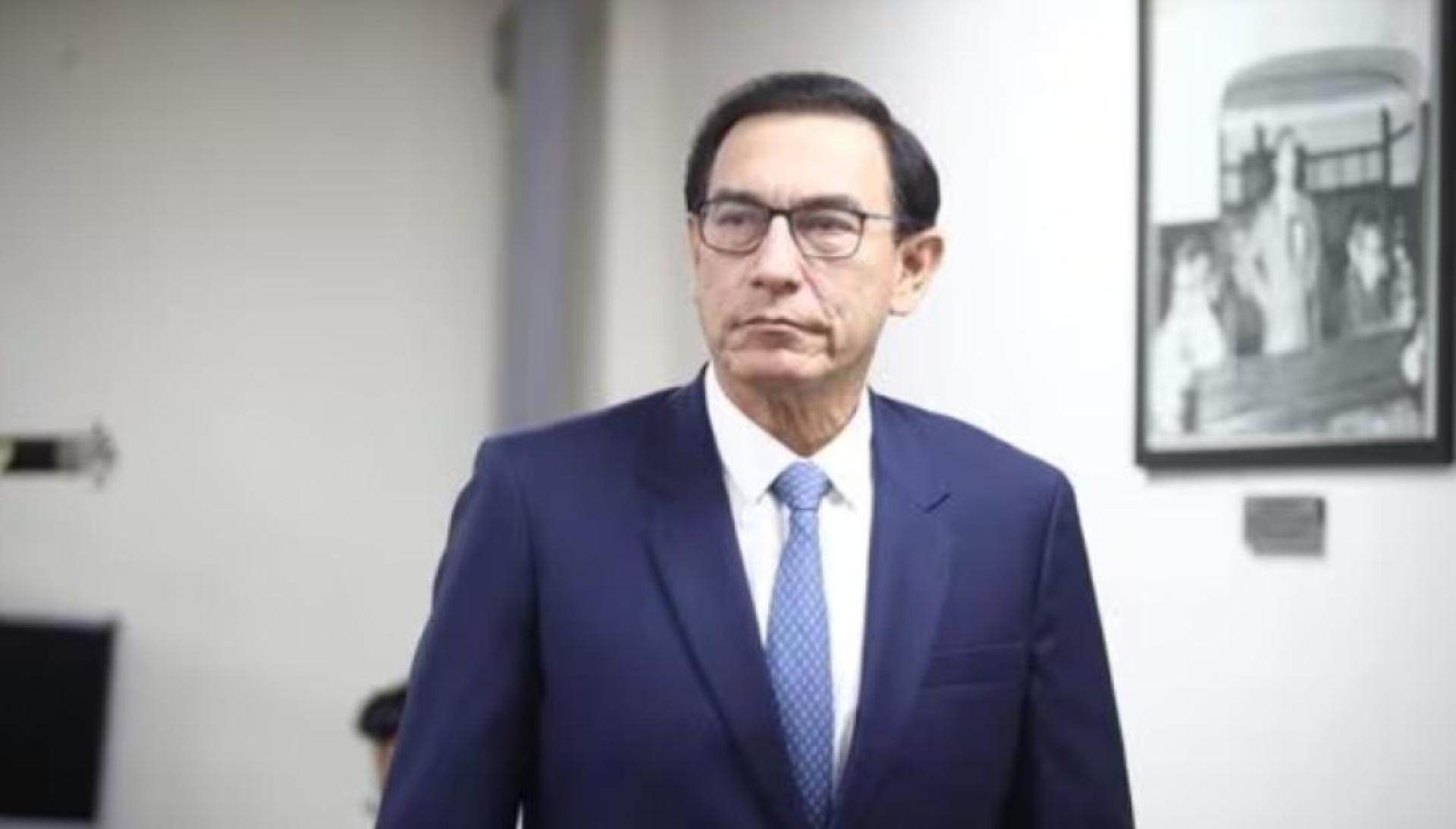 Oficializan inhabilitación de Martín Vizcarra por diez años Oficializan inhabilitación de Martín Vizcarra por diez años