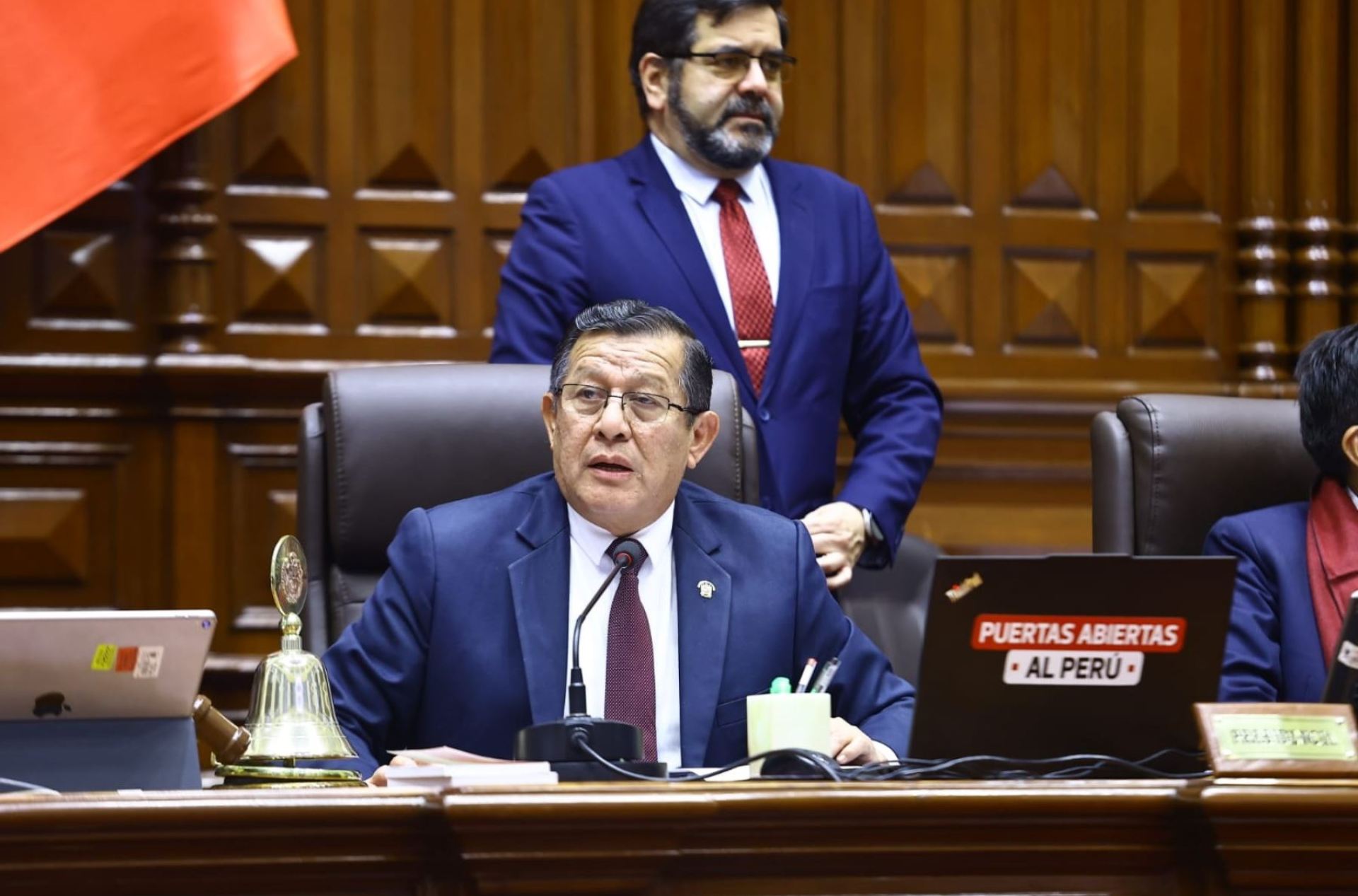 Eduardo Salhuana anuncia el cierre de la legislatura 2024-2025 Eduardo Salhuana anuncia el cierre de la legislatura 2024-2025