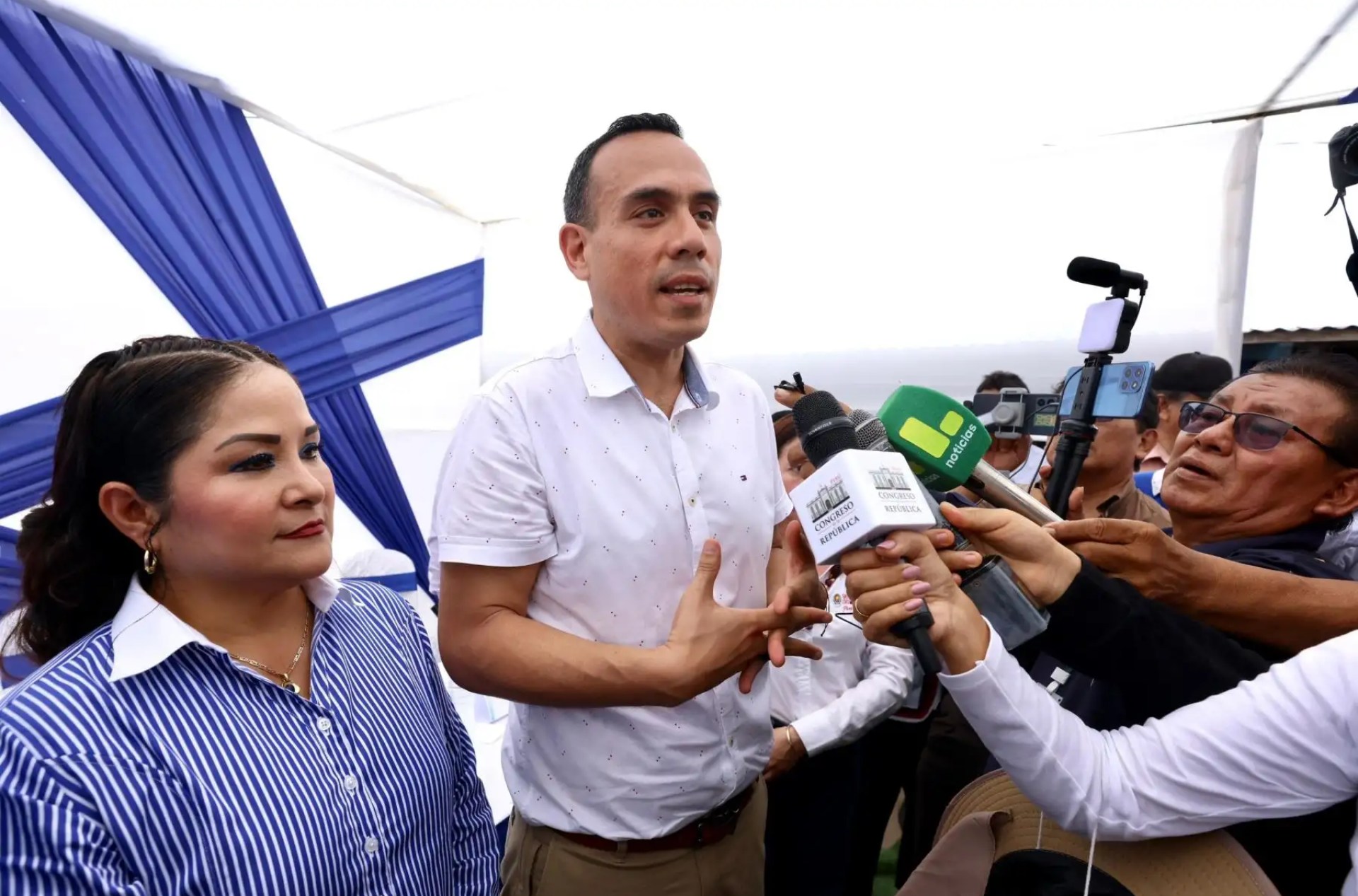 Tomás Gálvez: presidente Jerí tiene al menos una investigación pendiente en el Ministerio Público Tomás Gálvez: presidente Jerí tiene al menos una investigación pendiente en el Ministerio Público