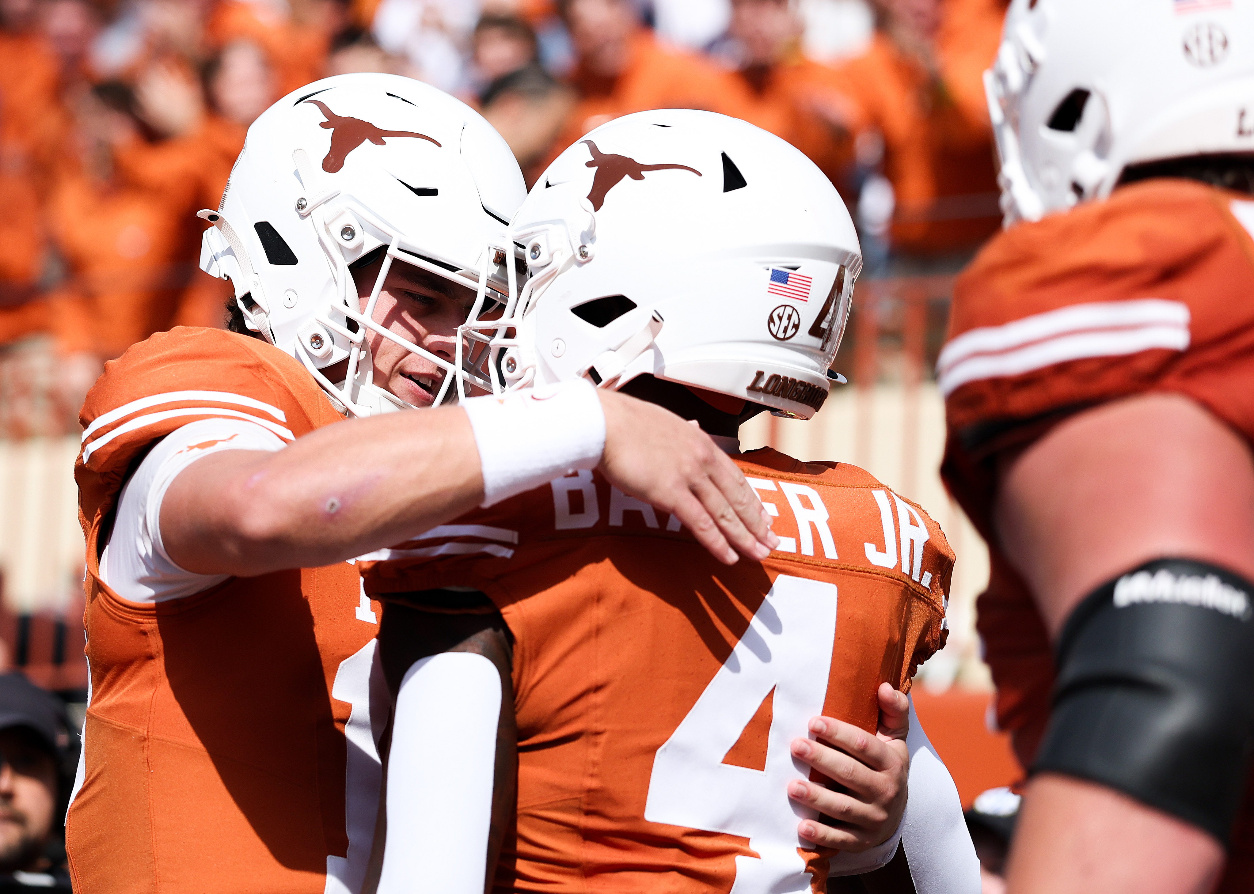 Arch Manning throws 3 TDs as No. 20 Texas takes down No. 9 Vanderbilt despite late Commodores rally Arch Manning throws 3 TDs as No. 20 Texas takes down No. 9 Vanderbilt despite late Commodores rally