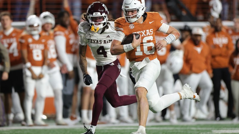 Arch Manning and No. 16 Texas end No. 3 Texas A&M's undefeated season with a 27-17 victory Arch Manning and No. 16 Texas end No. 3 Texas A&M's undefeated season with a 27-17 victory