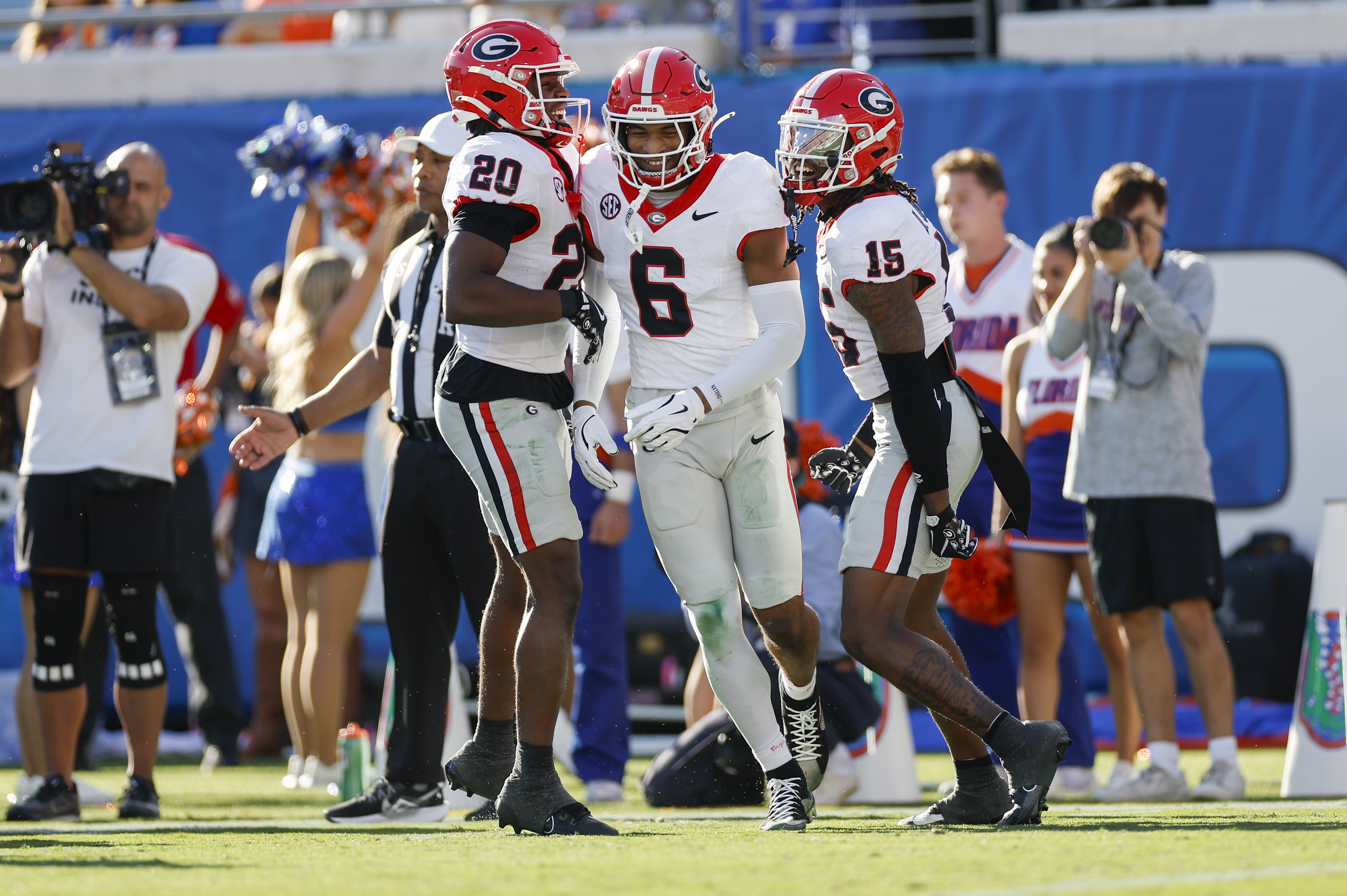 No. 5 Georgia benefits from another controversial call late in fourth quarter of 24-20 win over Florida No. 5 Georgia benefits from another controversial call late in fourth quarter of 24-20 win over Florida