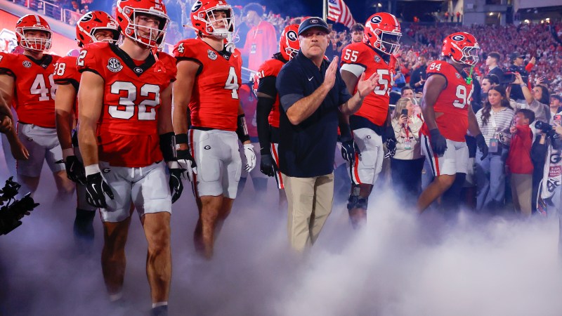 Blessing and curse: Byes add a wrinkle of preparation to CFP challenges for programs Blessing and curse: Byes add a wrinkle of preparation to CFP challenges for programs