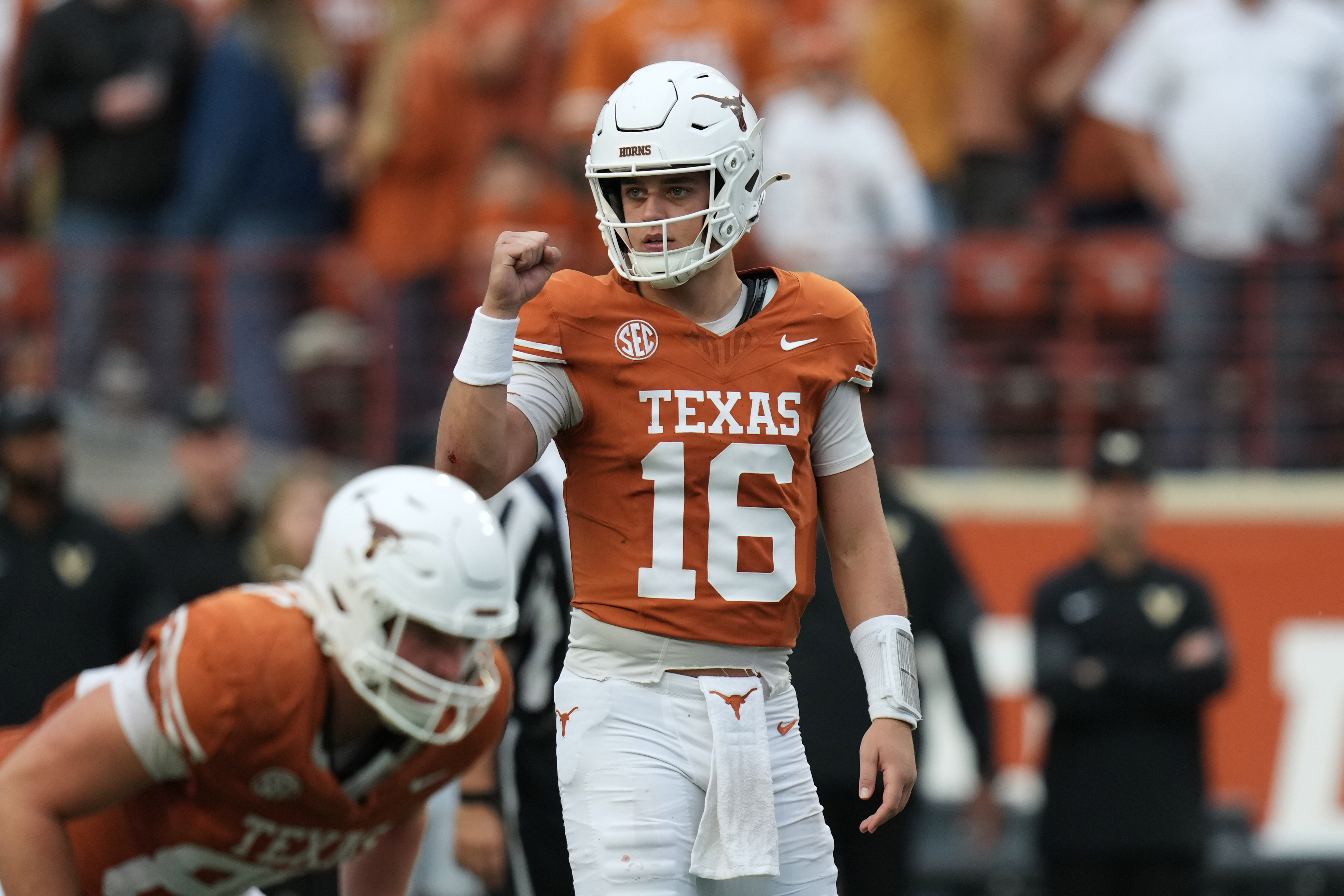 Texas quarterback Arch Manning (16) calls a play during an NCAA college football game against Vanderbilt in Austin, Texas, Saturday, Nov. 1, 2025. (AP Photo/Eric Gay)