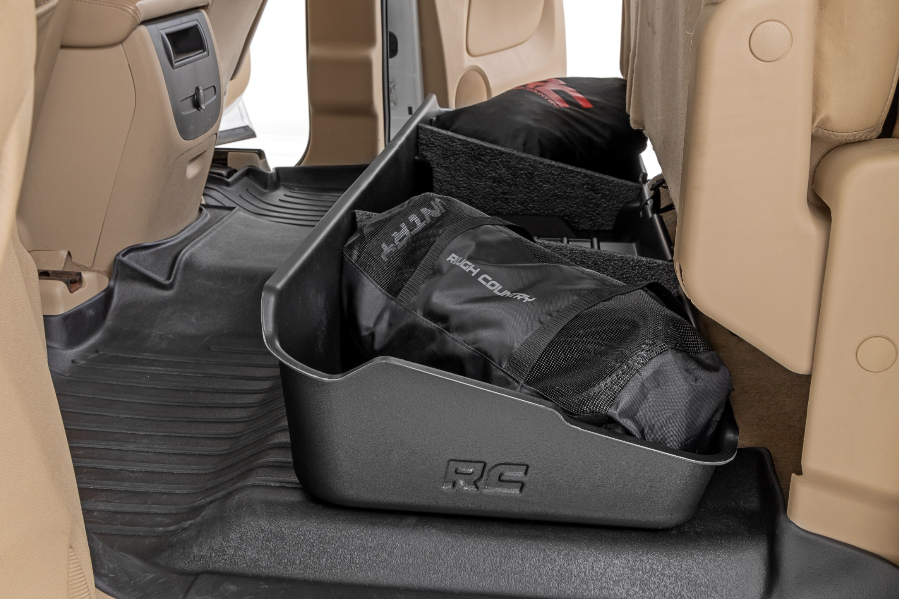 https://ewr1.vultrobjects.com/sema-data-images/DHTP/07-13_gm_under_seat_storage_-_rc09001.jpg