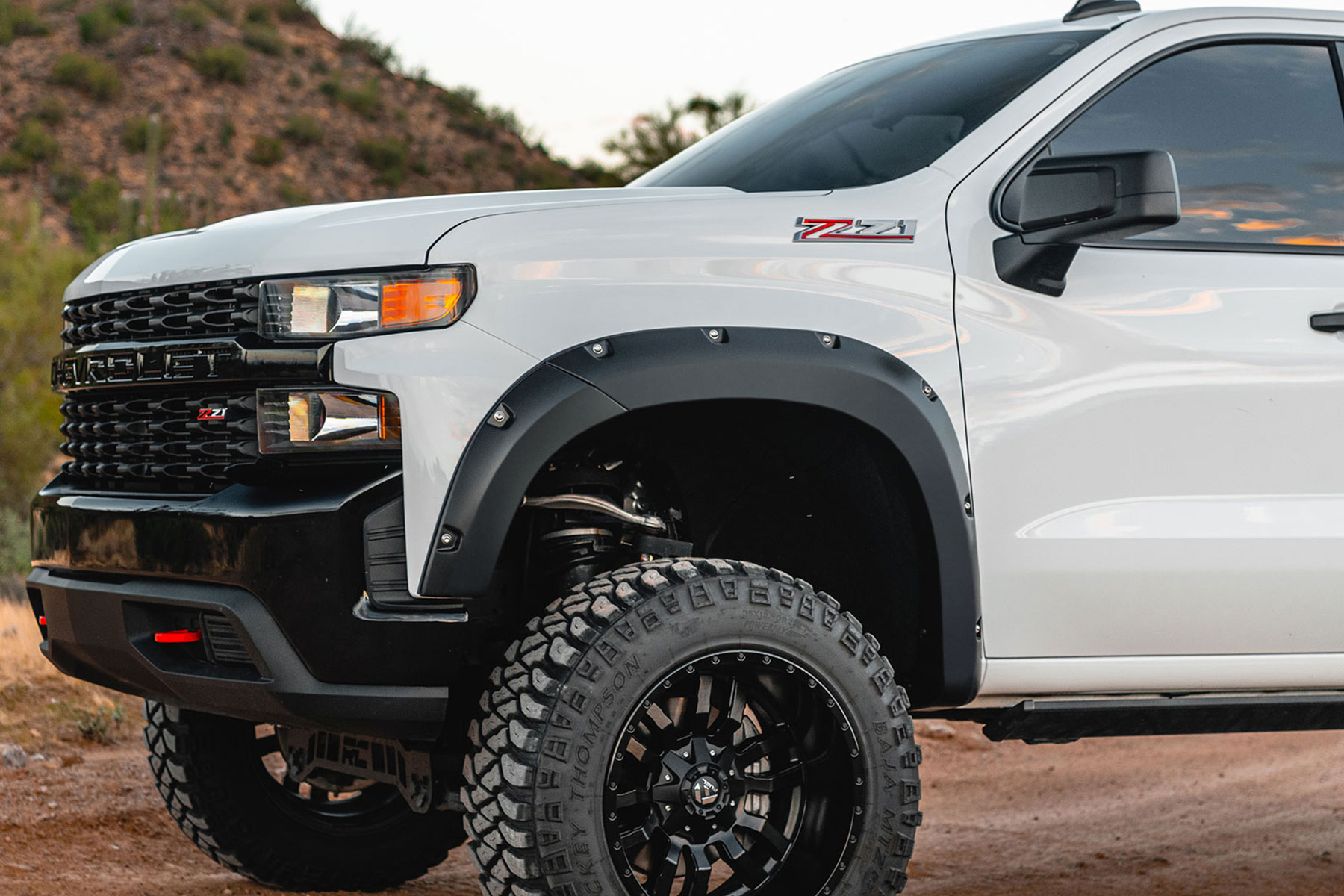 https://ewr1.vultrobjects.com/sema-data-images/DHTP/2019_chevy_fender_flares_-_f-c11911_1_1_1_1_1_2.jpg