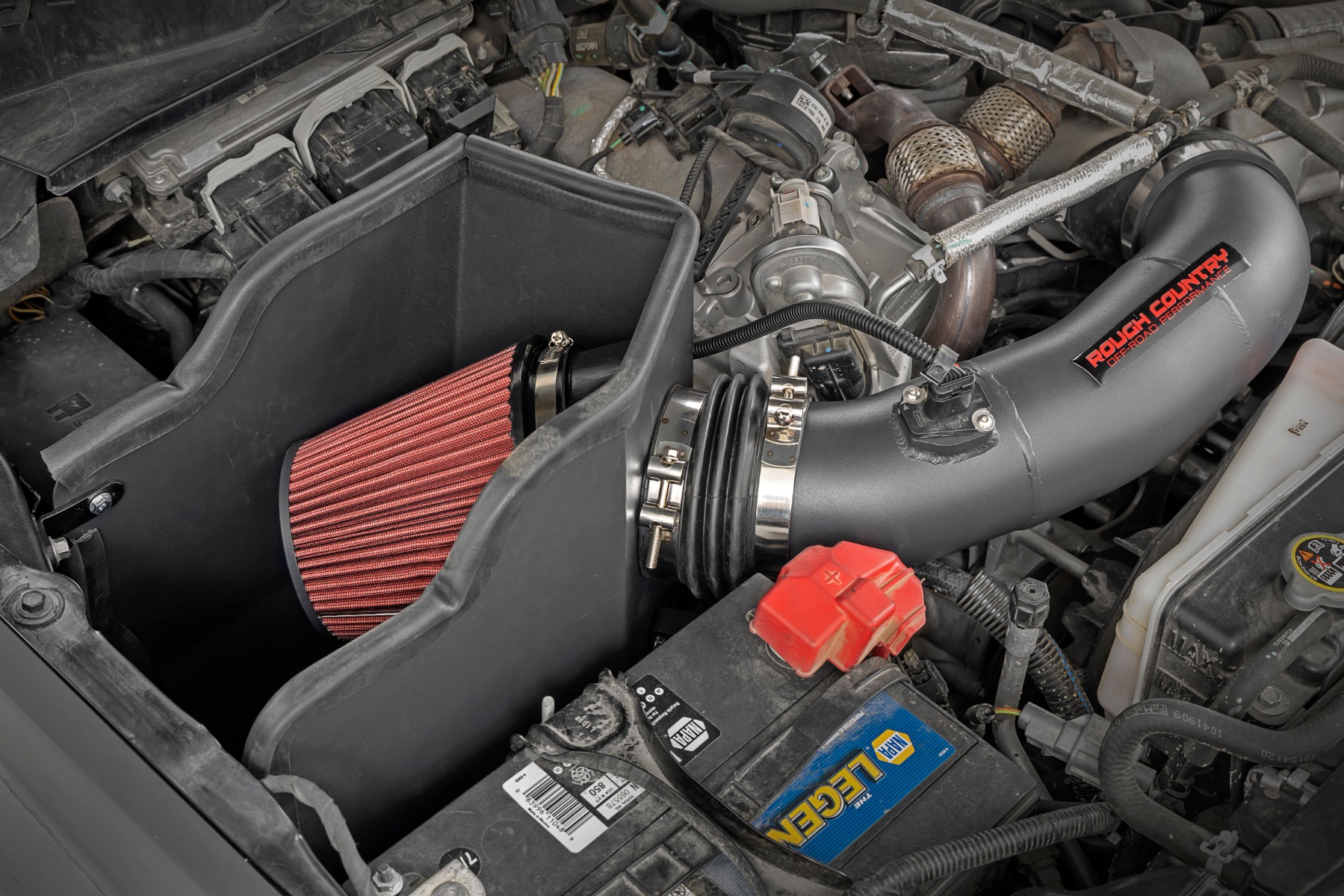 https://ewr1.vultrobjects.com/sema-data-images/DHTP/17-20_f-250_cold_air_intake_-_10490_1.jpg