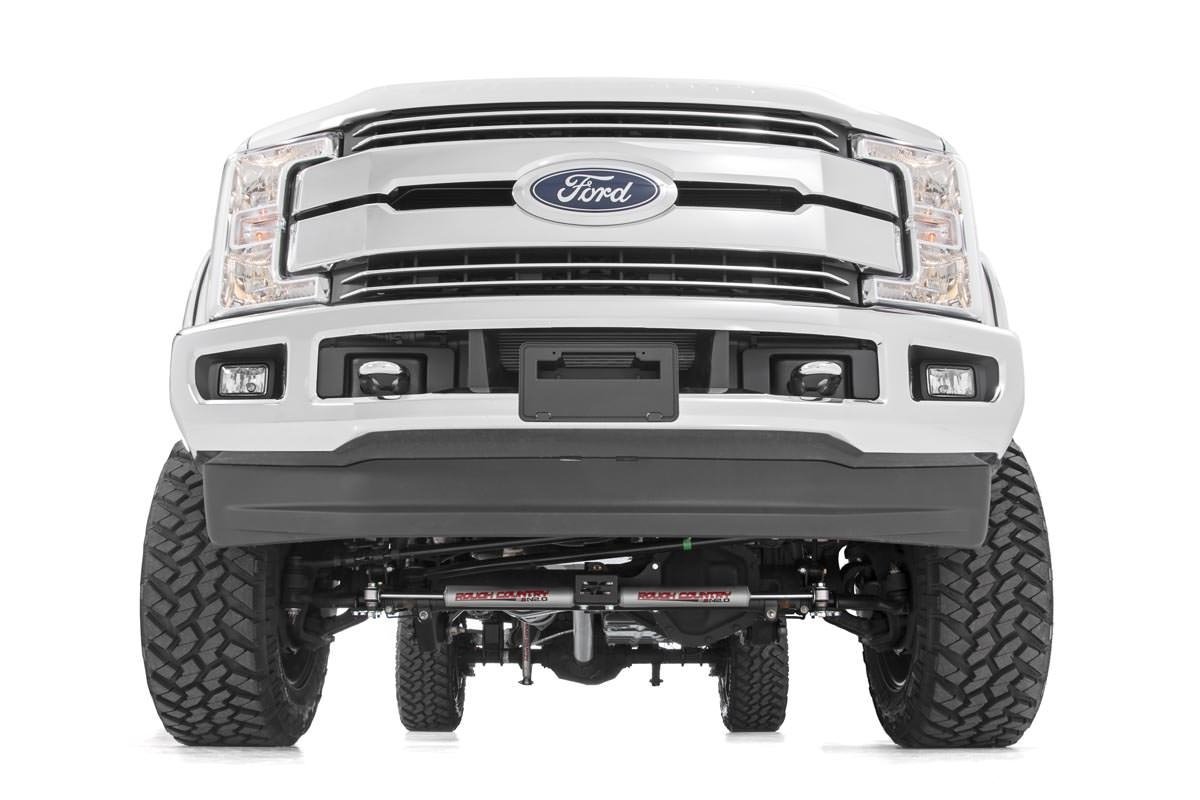 https://ewr1.vultrobjects.com/sema-data-images/DHTP/17-22_ford_f250_4_5in_coil-over_conversion_v2_with_driveshaft_lift.jpg