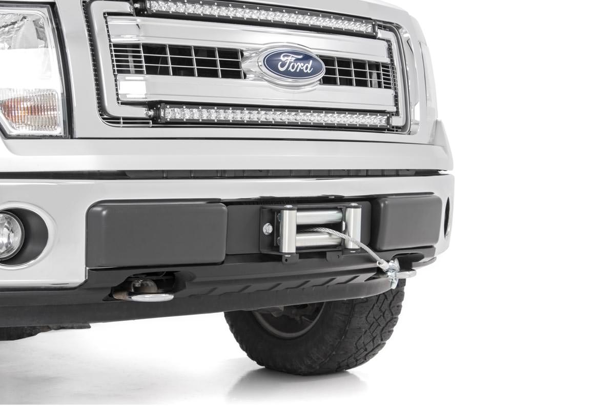 https://ewr1.vultrobjects.com/sema-data-images/DHTP/ford-hidden-winch-plate_1010-base.jpg