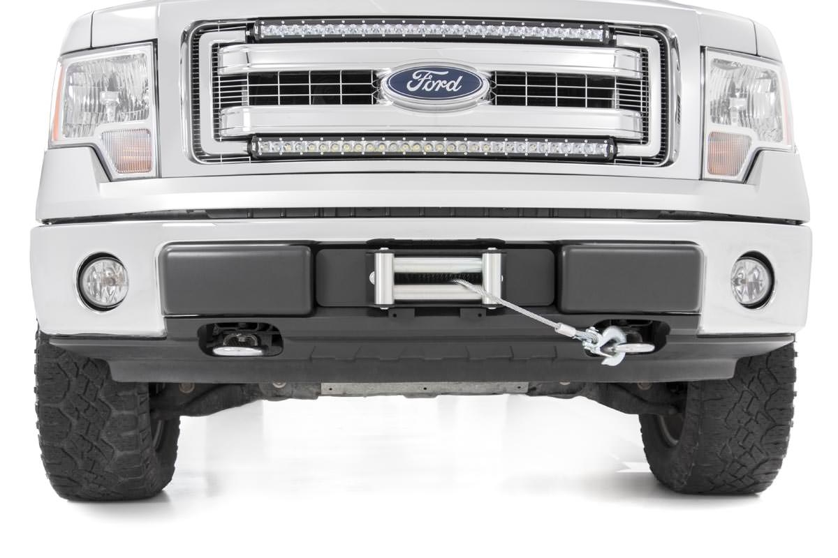 https://ewr1.vultrobjects.com/sema-data-images/DHTP/ford-hidden-winch-plate_1010-base.jpg