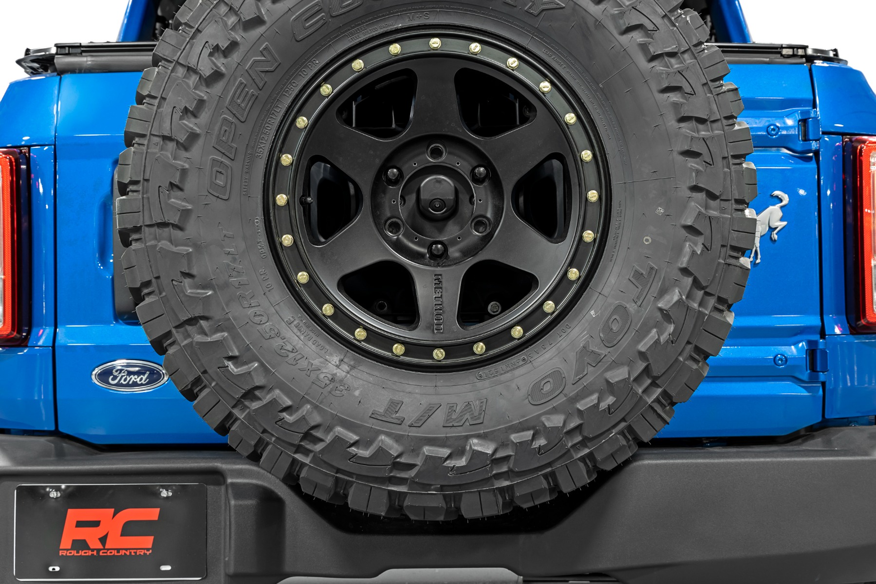 https://ewr1.vultrobjects.com/sema-data-images/DHTP/21-22_bronco_spare_tire_relocaiton_bracket_-_51053_1.jpg