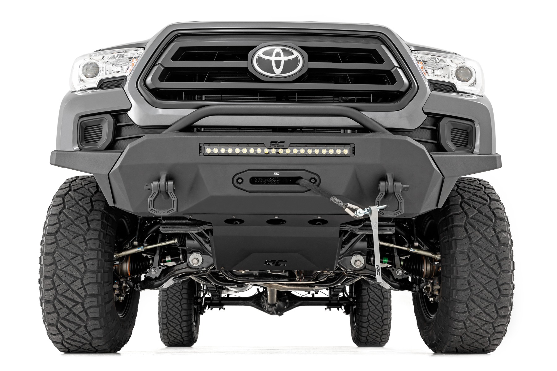 https://ewr1.vultrobjects.com/sema-data-images/DHTP/16-21_tacoma_high_clearance_bumper_with_12000_winch_-_10717.jpg