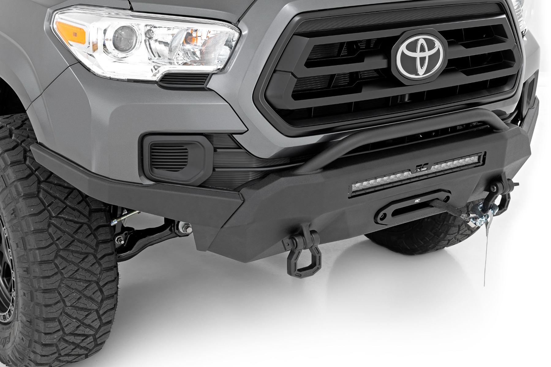 https://ewr1.vultrobjects.com/sema-data-images/DHTP/16-21_tacoma_high_clearance_bumper_with_9500_winch_and_led_-_10722_10728_1.jpg