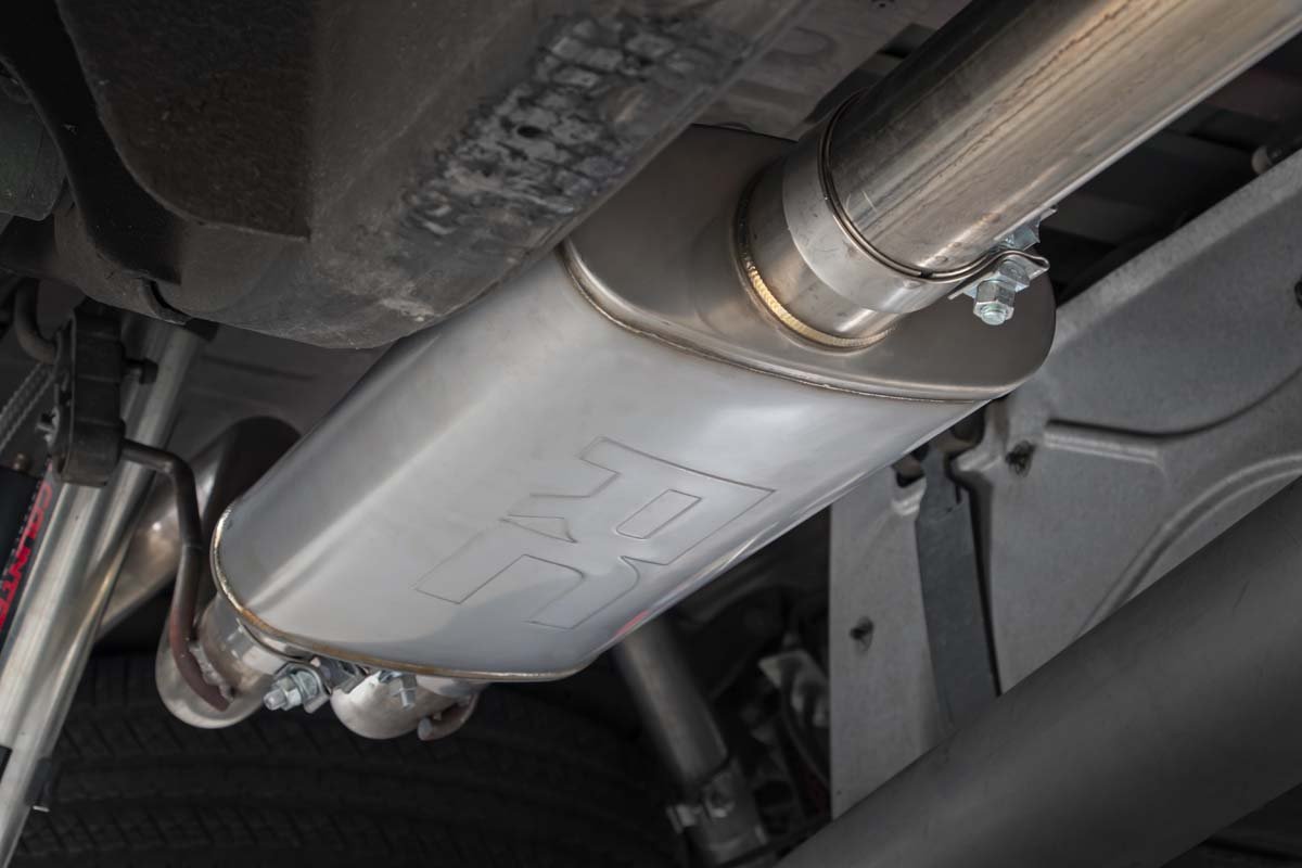 https://ewr1.vultrobjects.com/sema-data-images/DHTP/14-18_gm_1500_exhaust_-_96007.jpg