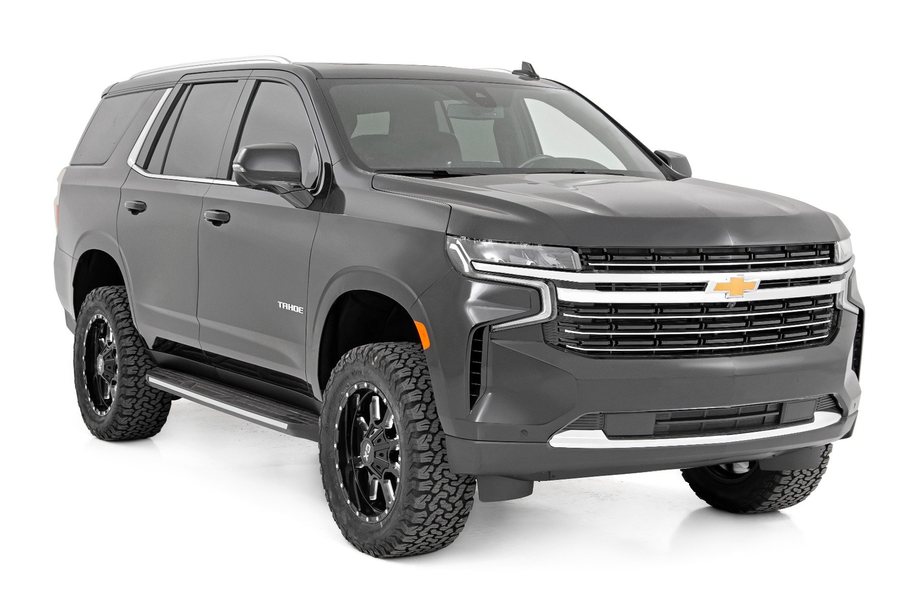 https://ewr1.vultrobjects.com/sema-data-images/DHTP/2021-chevy-tahoe-suburban-3in-suspension-11400.jpg