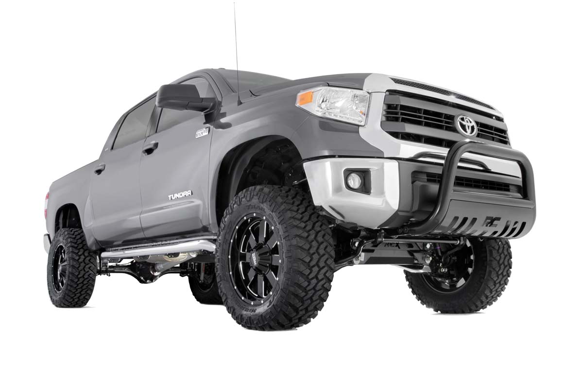 https://ewr1.vultrobjects.com/sema-data-images/DHTP/tundra-bullbar_3.jpg