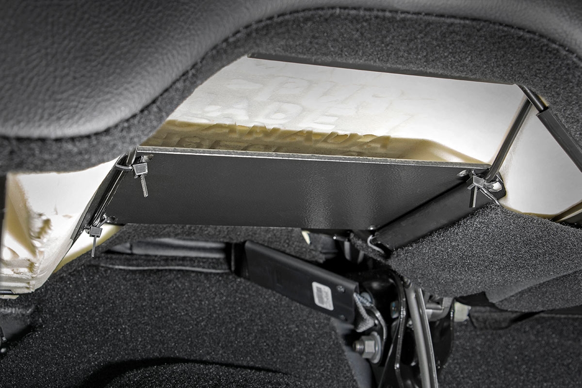 https://ewr1.vultrobjects.com/sema-data-images/DHTP/jeep-rear-seat-support_10517-base.jpg