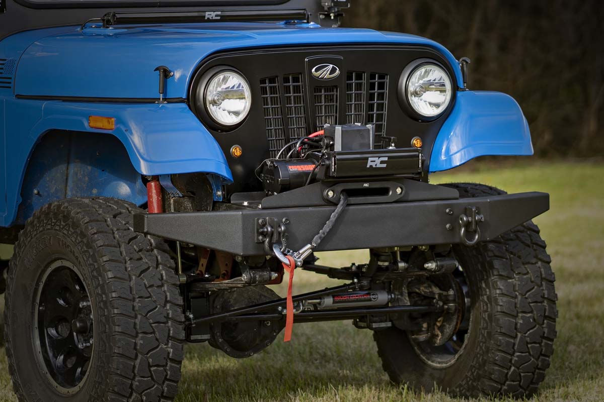 https://ewr1.vultrobjects.com/sema-data-images/DHTP/18-21_mahindra_roxor_12000lbs_steel_winch_and_mount_-_92074.jpg