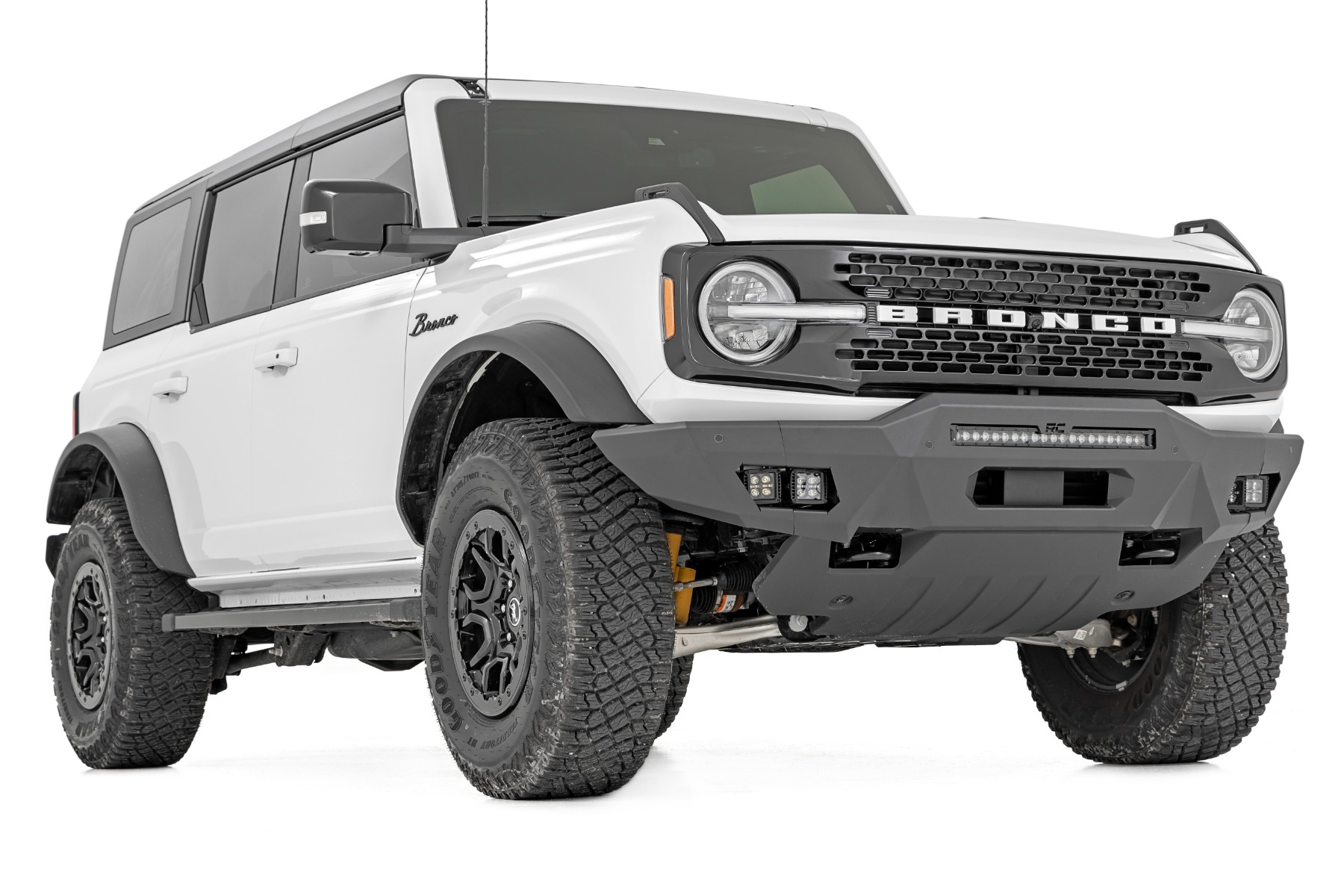 https://ewr1.vultrobjects.com/sema-data-images/DHTP/21-22_bronco_full-width_2in_and_20in_drl_bumper_-_51074.jpg