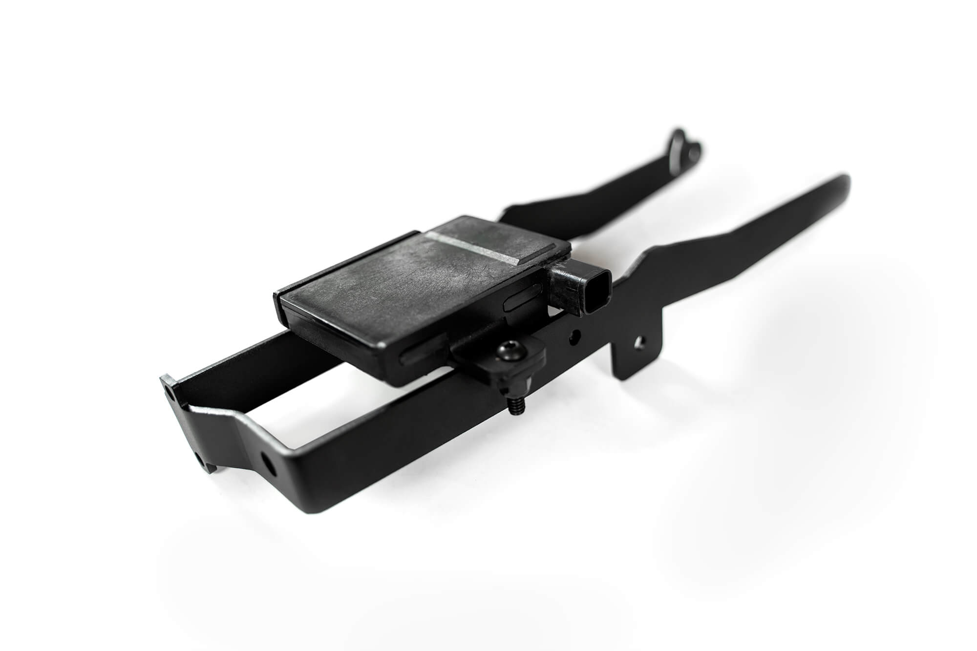 https://ewr1.vultrobjects.com/sema-data-images/GGVF/ac2101501na.main.jpg