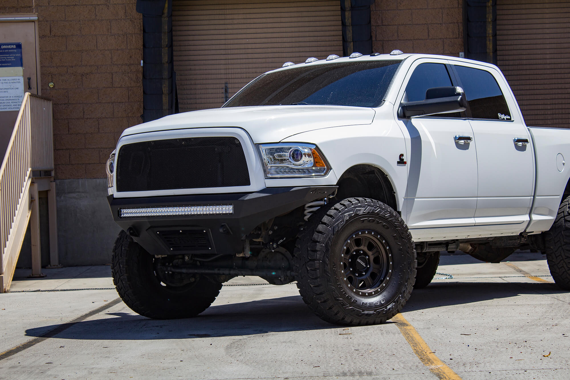 https://ewr1.vultrobjects.com/sema-data-images/GGVF/f511182770103.jpg