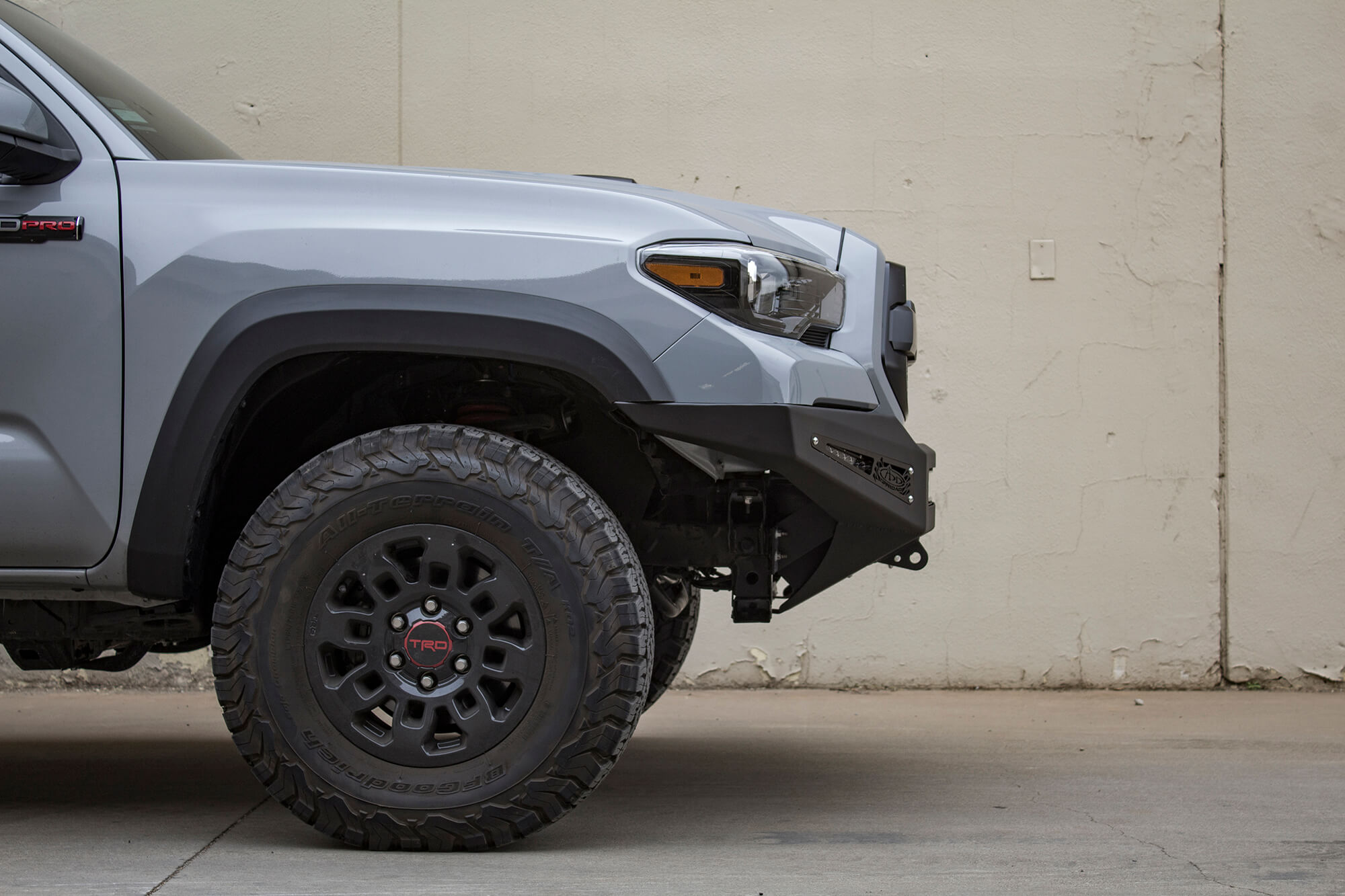 https://ewr1.vultrobjects.com/sema-data-images/GGVF/f687382730103.jpg