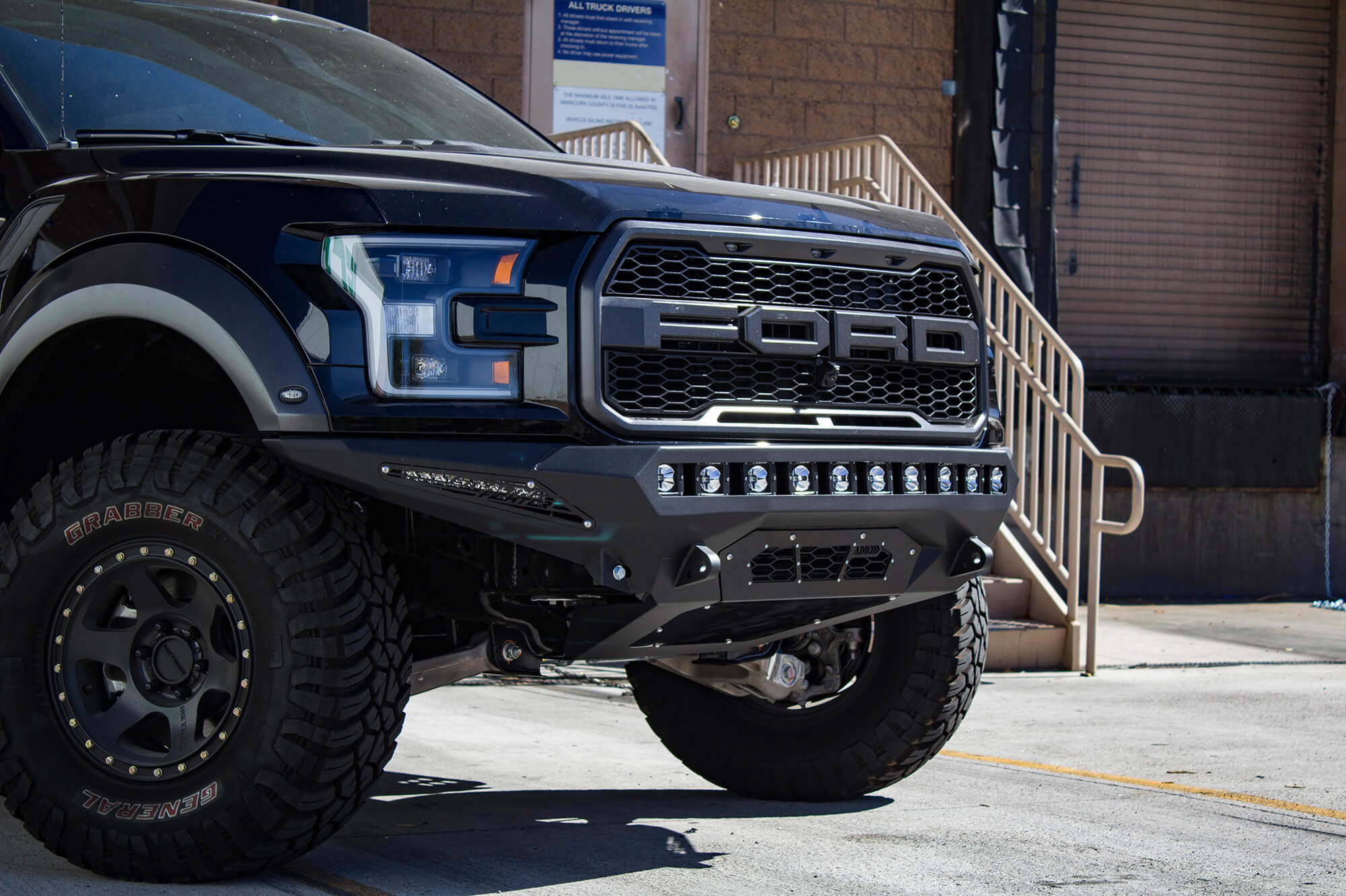 https://ewr1.vultrobjects.com/sema-data-images/GGVF/f111182860103.jpg