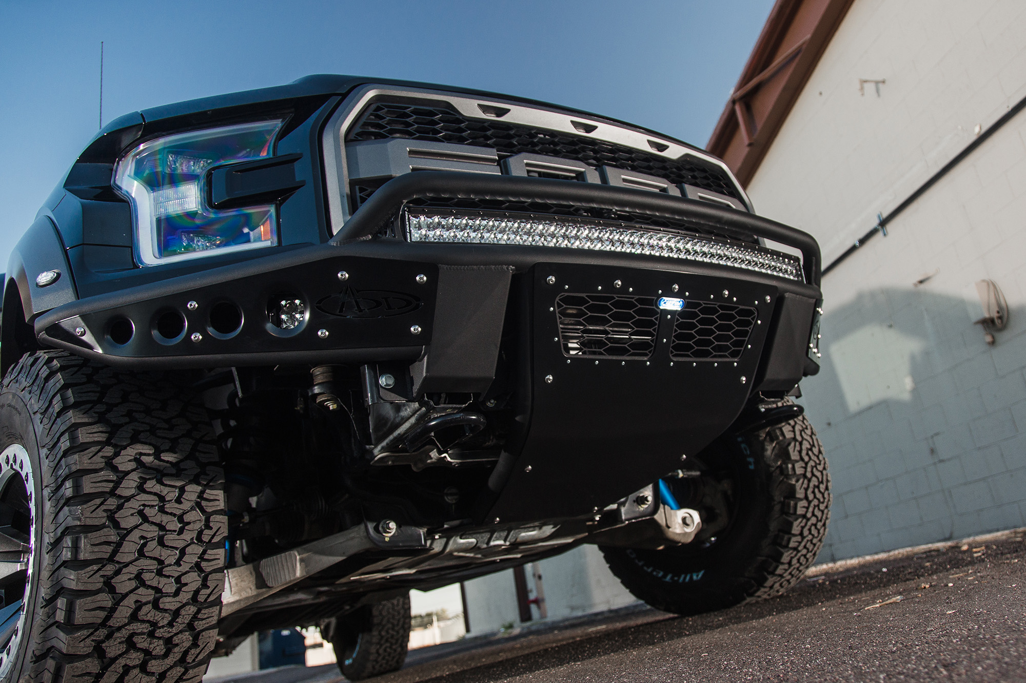 https://ewr1.vultrobjects.com/sema-data-images/GGVF/f113772890103.jpg