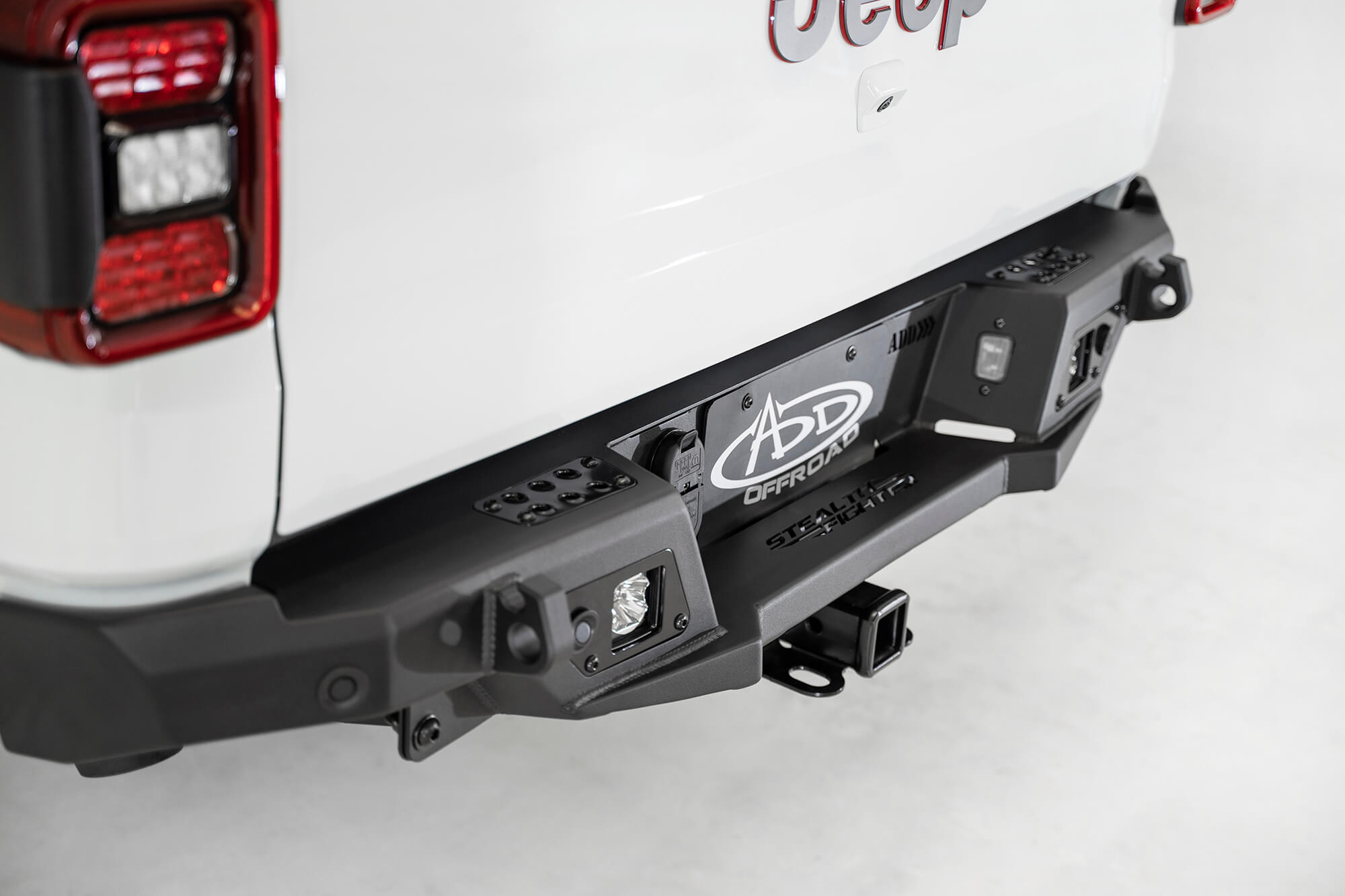 https://ewr1.vultrobjects.com/sema-data-images/GGVF/r971241280103.jpg