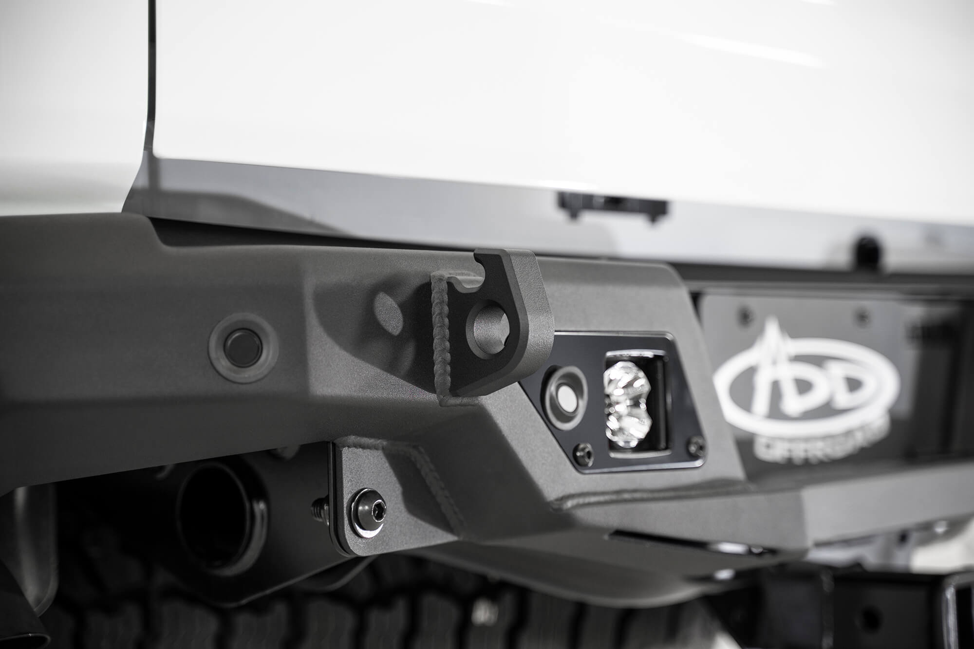 https://ewr1.vultrobjects.com/sema-data-images/GGVF/r971241280103.jpg