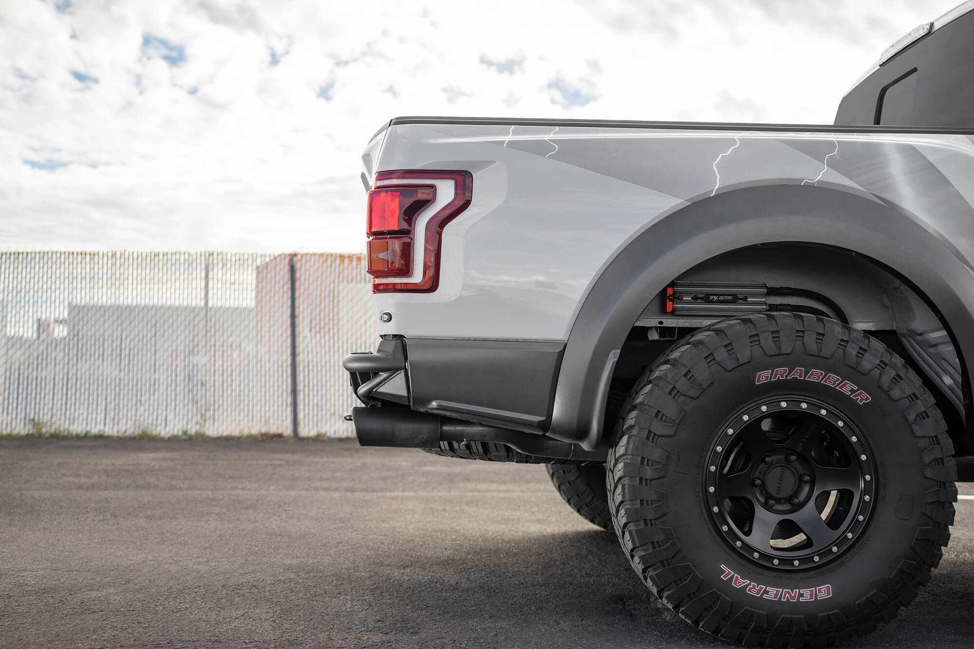 https://ewr1.vultrobjects.com/sema-data-images/GGVF/r118571280103.jpg
