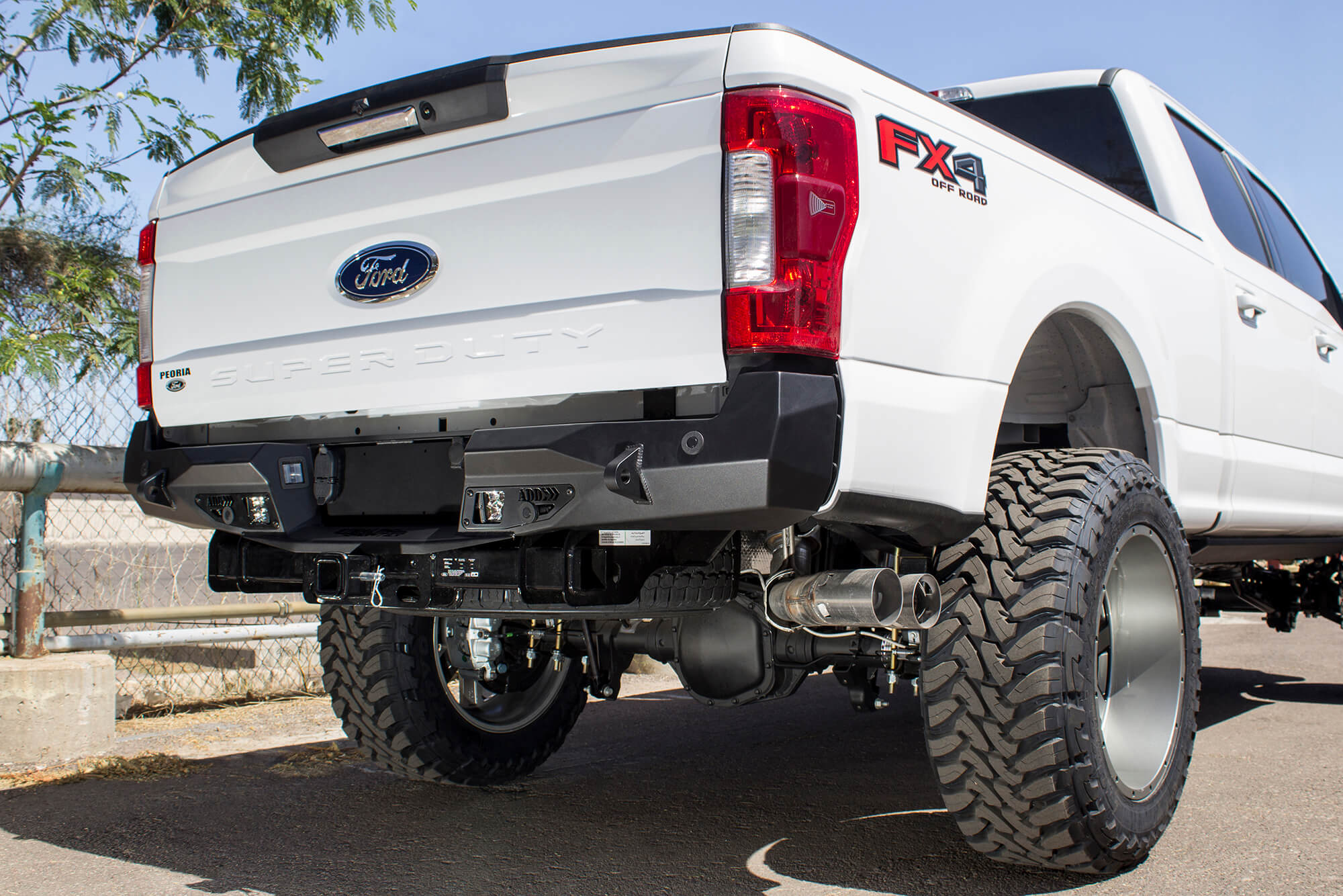 https://ewr1.vultrobjects.com/sema-data-images/GGVF/r161231280103.jpg