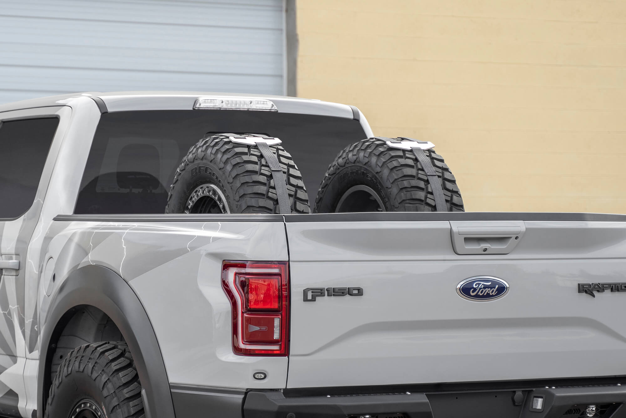 https://ewr1.vultrobjects.com/sema-data-images/GGVF/t99918na01na.jpg