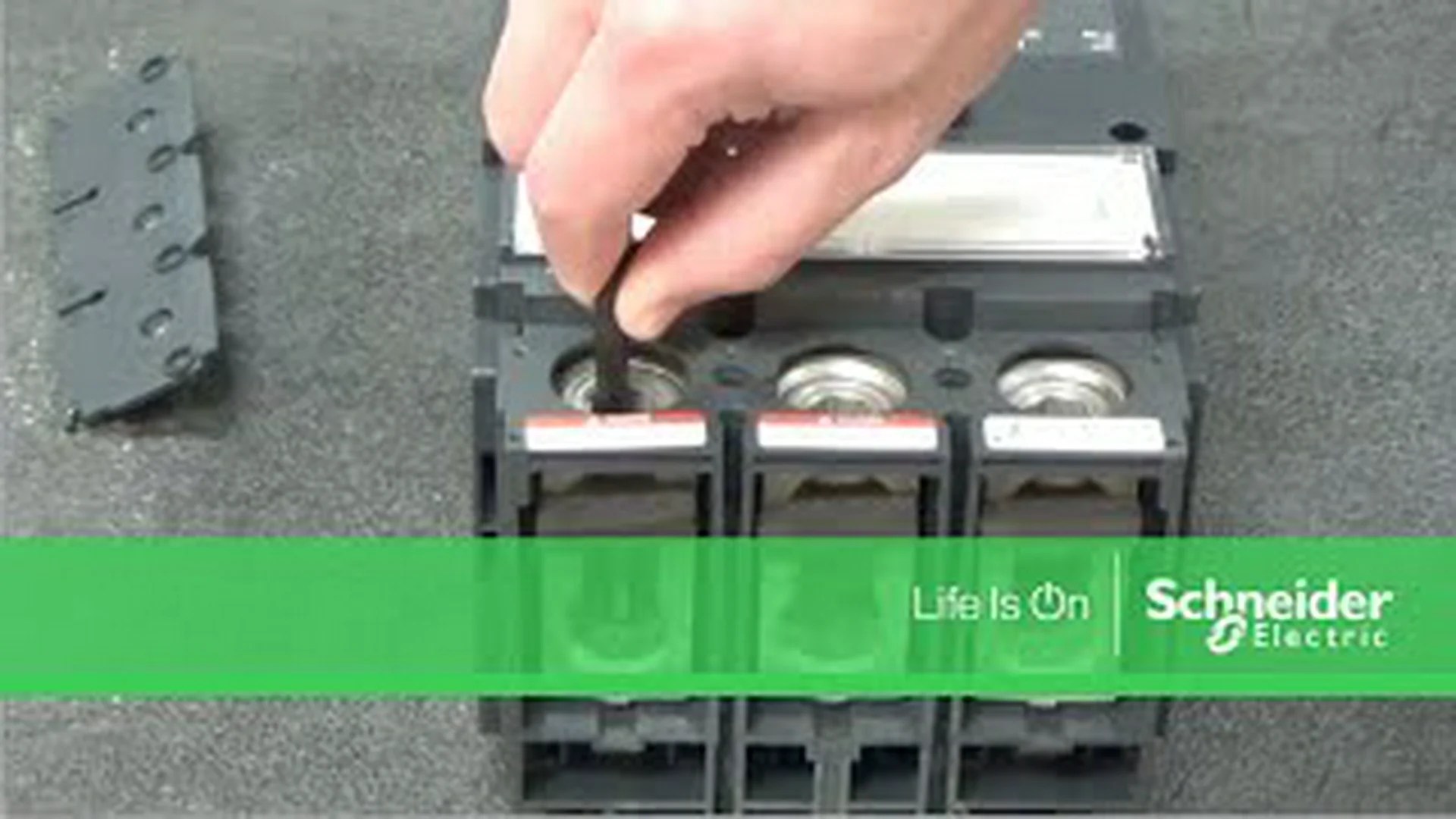 LJL36400U31X