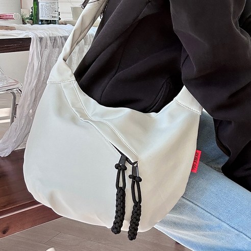 추천제품 올레브 캐주얼 호보백 크로스 데일리 여행 가방 숄더 남자 여자 보브상 여성 추천제품 올레브 캐주얼 호보백 크로스 데일리 여행 가방 숄더 남자 여자 보브상 여성