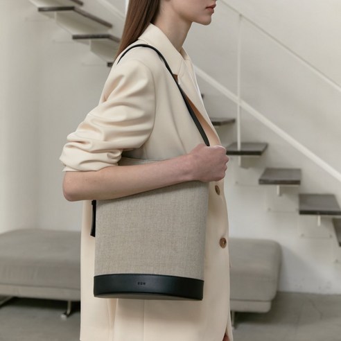 추천제품 로서울 Juty fabric medium shoulder bag Black 추천제품 로서울 Juty fabric medium shoulder bag Black