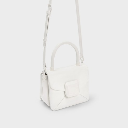 찰스앤키스지갑 추천상품 CHARLES KEITH CK2-50151254 Chain tote and shoulder bag Women’s bag 찰스앤키스지갑 추천상품 CHARLES KEITH CK2-50151254 Chain tote and shoulder bag Women’s bag