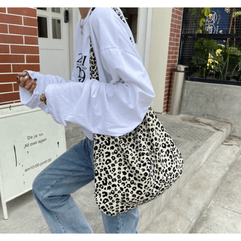 데일리에코백 추천상품 보부상가방 연예인에코백 천가방 가벼운 가방 여성 캔버스백 숄더백 에코백 데일리에코백 추천상품 보부상가방 연예인에코백 천가방 가벼운 가방 여성 캔버스백 숄더백 에코백