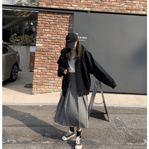 추천상품 편안함의 정수를 품은 팝업베이지의 루즈핏 후드집업 추천상품 편안함의 정수를 품은 팝업베이지의 루즈핏 후드집업