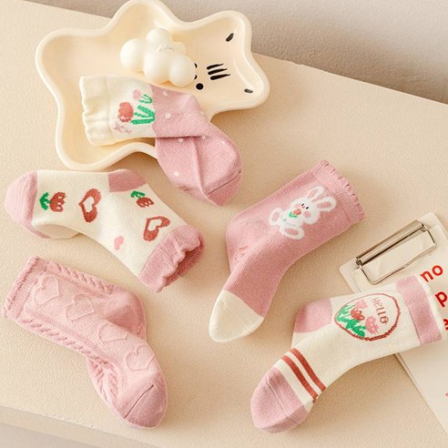 추천제품 꼼지 여아용 S프레진 하트35 양말 5족 세트 추천제품 꼼지 여아용 S프레진 하트35 양말 5족 세트