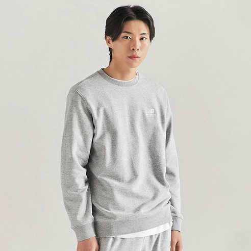 뉴발란스 추천상품 뉴발란스 UNI 베이직 스몰로고 맨투맨 STANDARD FIT NBNCD11013 뉴발란스 추천상품 뉴발란스 UNI 베이직 스몰로고 맨투맨 STANDARD FIT NBNCD11013