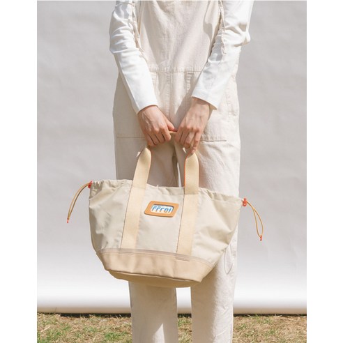 추천제품 330 tote bag – 트렌디한 토트백으로 스타일을 완성하세요! 추천제품 330 tote bag – 트렌디한 토트백으로 스타일을 완성하세요!