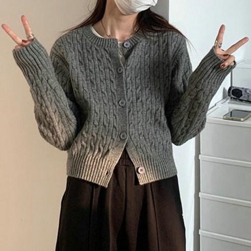 추천상품 데일리 스타일 완성에 필수, 탐리프 라운드넥 꽈배기 니트 가디건 추천상품 데일리 스타일 완성에 필수, 탐리프 라운드넥 꽈배기 니트 가디건