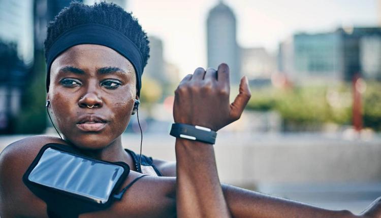 Beat the Heat: 11 Essential Tips for Safe Outdoor Running & Walking Beat the Heat: 11 Essential Tips for Safe Outdoor Running & Walking