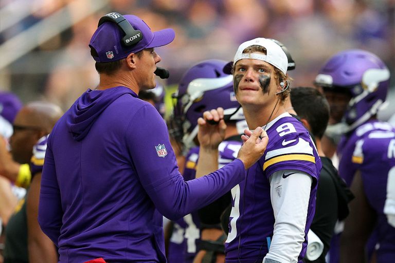 Top 10 Fantasy Football Sleepers You Need To Know About Top 10 Fantasy Football Sleepers You Need To Know About